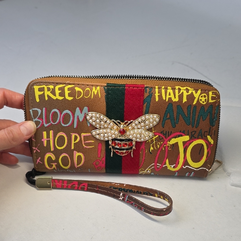 Alba Multicolor Wallet with Bee Accent - Picture 6 of 7